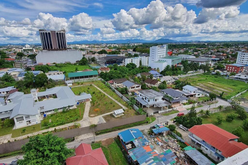 Kozi Square New Sgh Cozy Home Lv5B กูชิง ภายนอก รูปภาพ